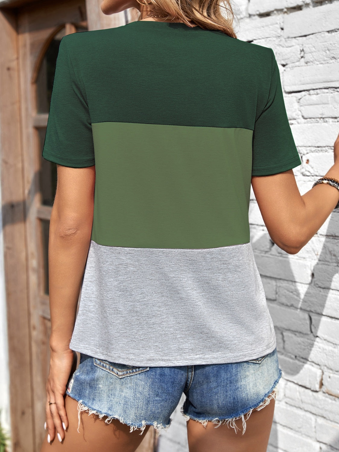 Color Block Round Neck Short Sleeve T-Shirt - Lunaria
