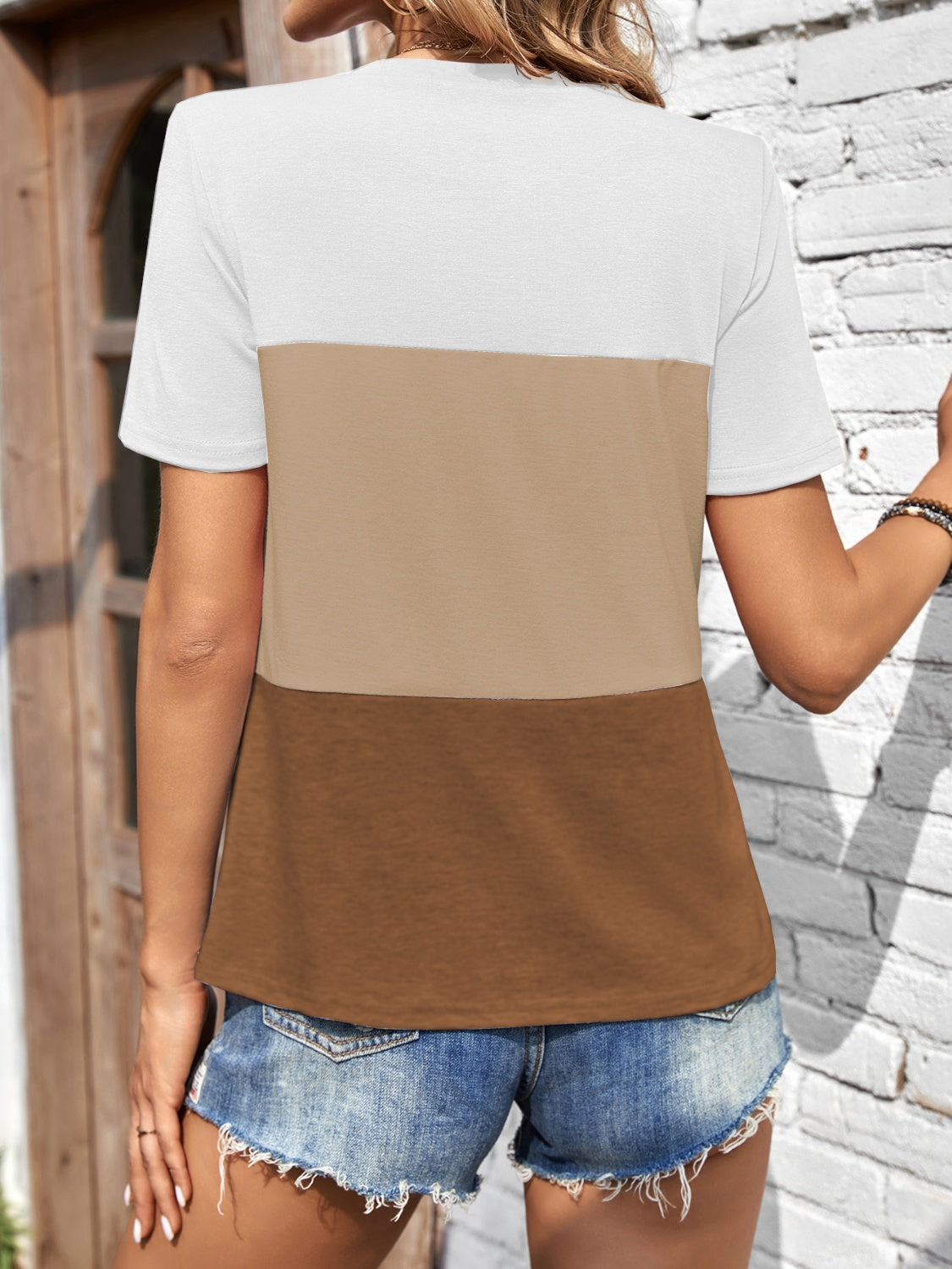 Color Block Round Neck Short Sleeve T-Shirt - Lunaria