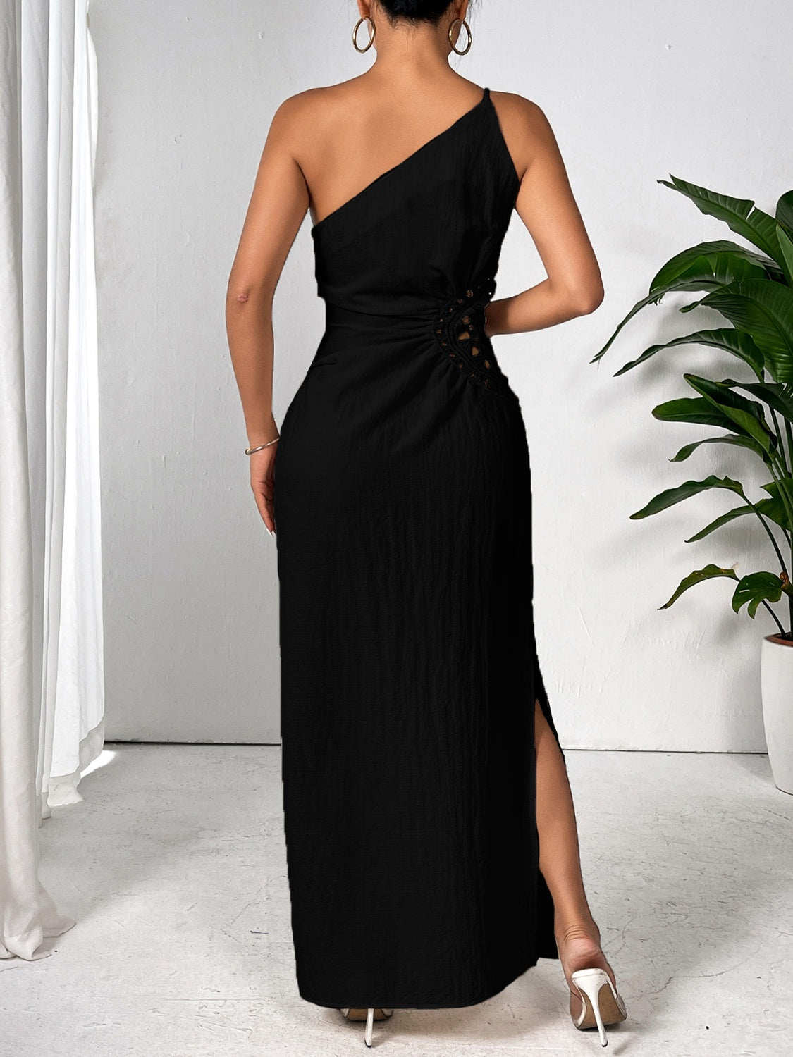 Honey Slit One Shoulder Sleeveless Maxi Dress - Lunaria